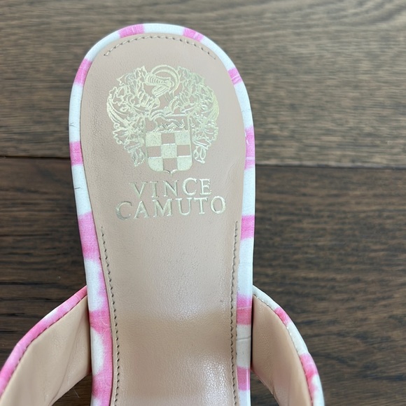 vince camuto heels - Picture 4 of 6